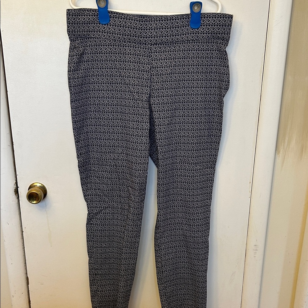 Christopher & Banks Women’s Pants Navy/White Size 16